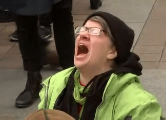 Twitter Users Think “Beto” Would Have Stopped Power Lines from Being Damaged by the 2023 Winter Storm woman screaming